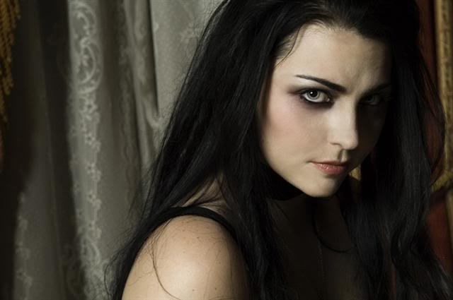 Galería Amy       ...        LEE!!!! AmyleeSmall