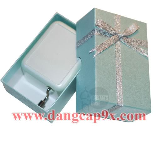 hộp nhạc,( music box) một món quà độc đáo , ý nghĩa, với những bản tình ca ngọt ngào Hop_nhac_A_04