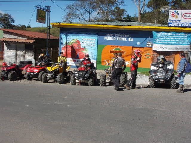 DOMINGO 21 VOLCAN TURRIALBA - Página 2 Volcanturrialba017