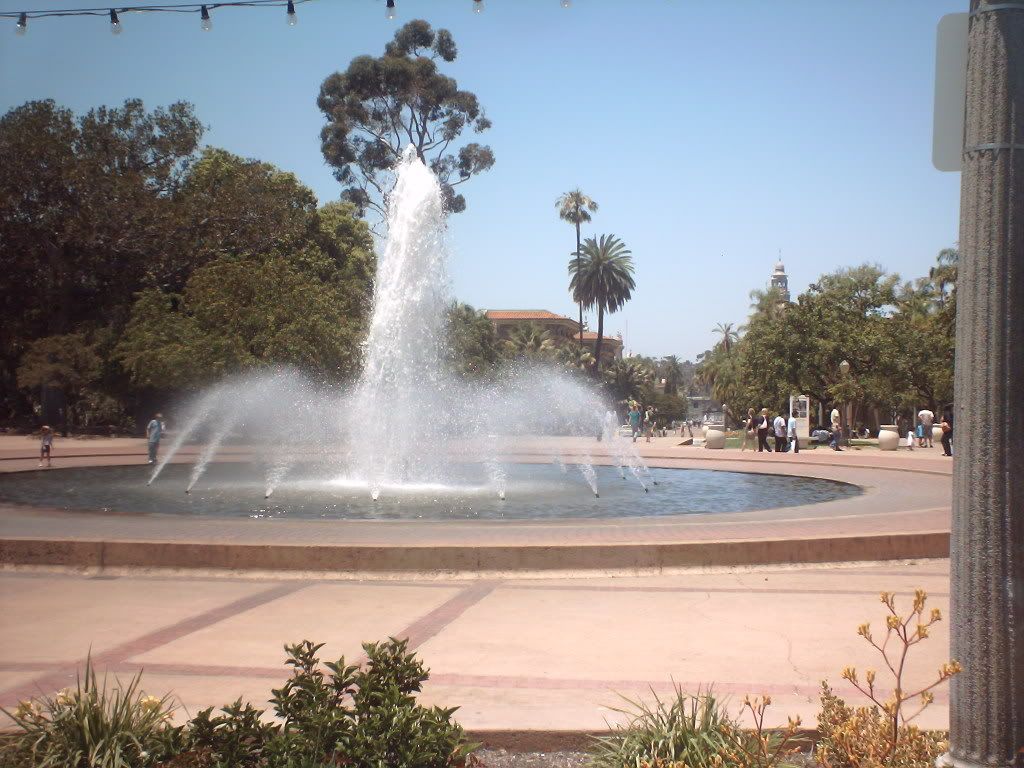 Thw Waterfountain BalboaPark053