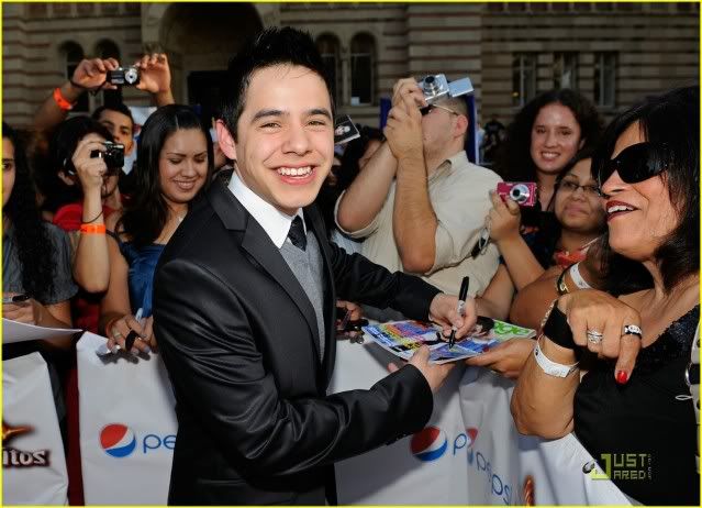 ALMA Awards David-archuleta-alma-awards-04