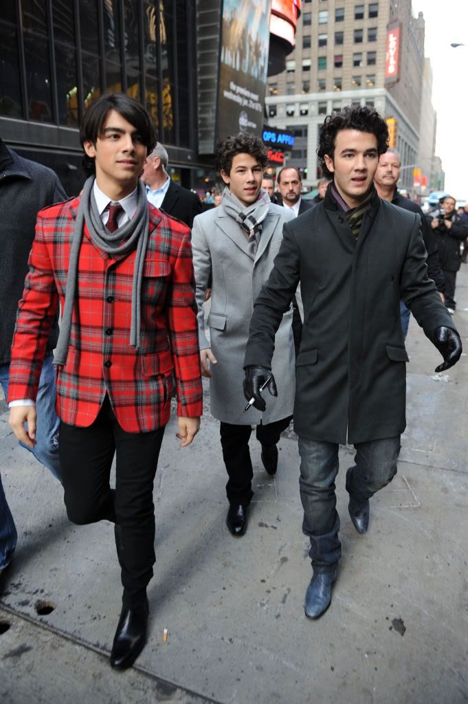 Jonas Brothers support One Warm Coat, NYC 17-1