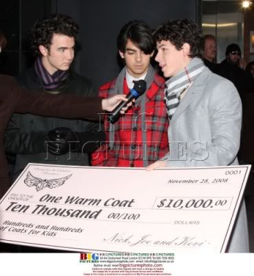 Jonas Brothers support One Warm Coat, NYC Normal_Image520