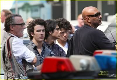 mas de peli en 3D. J.O.N.A.S Normal_jonas-brothers-3d-nyc-11