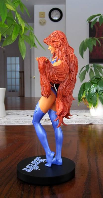 COVER GIRL OF THE DC UNIVERSE : STARFIRE Star6