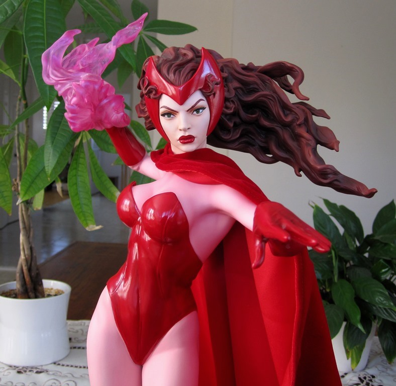 SCARLET WITCH Premium format - Page 2 Swpf10