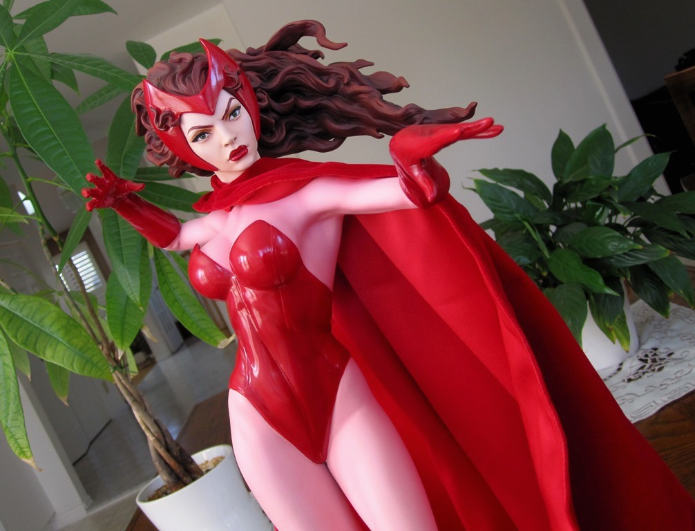 SCARLET WITCH Premium format - Page 2 Swpf11