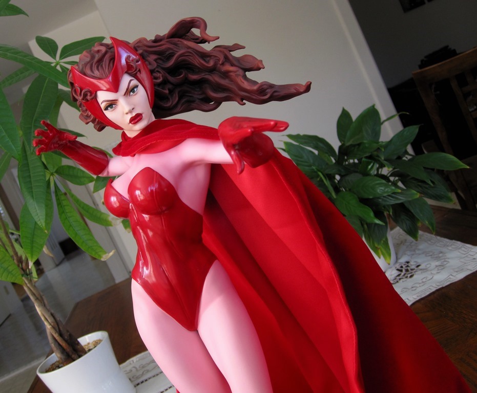 SCARLET WITCH Premium format - Page 2 Swpf12
