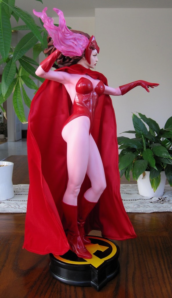 SCARLET WITCH Premium format - Page 2 Swpf20