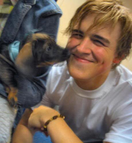 TOM FLETCHER! - Page 13 Tom_fletcher_1208140395