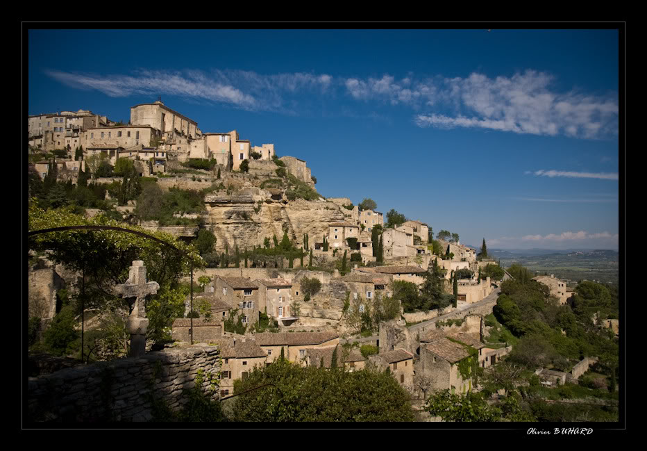 Gordes 007435