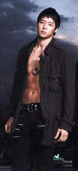 Yoochun's Six-Pack Abs? 54wzd51