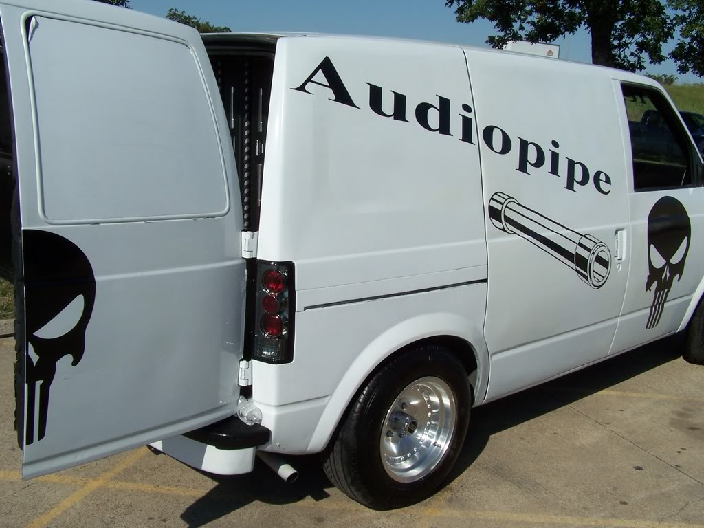 Audiopipe - Audiopipe Punisher Van ready to rumble!!! - Page 2 Vannew035