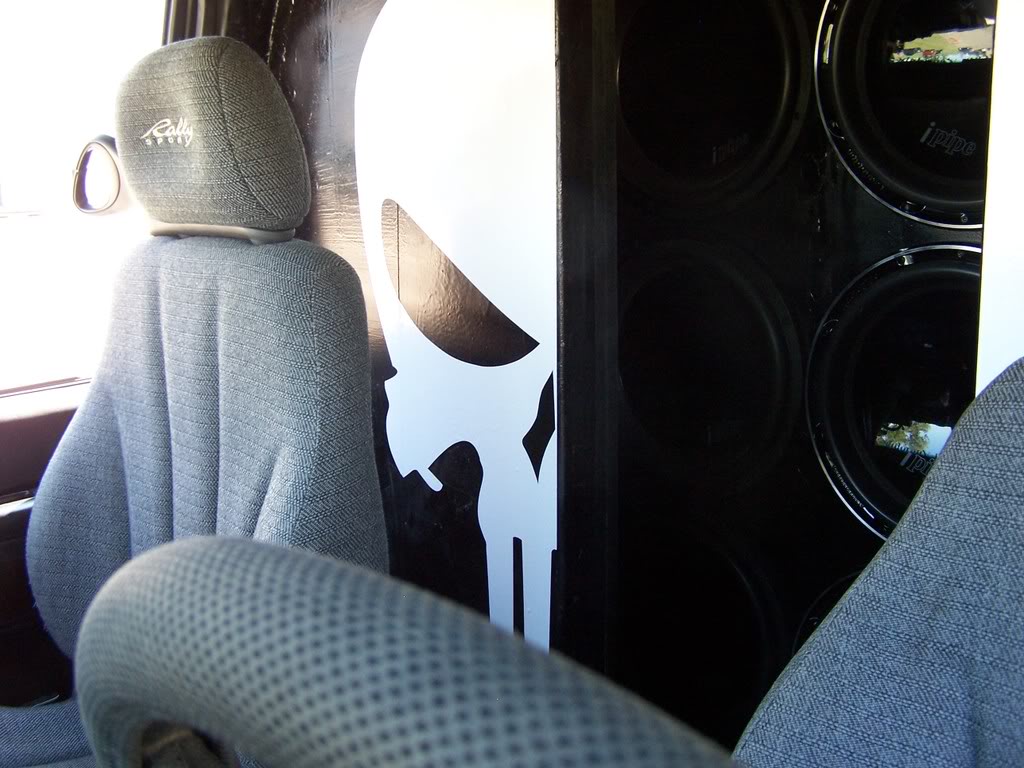 Audiopipe - Audiopipe Punisher Van ready to rumble!!! - Page 2 Vannew041