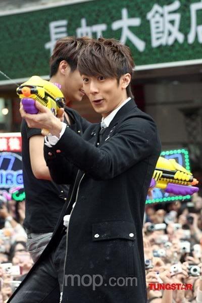 Chun 's Gallery ! - Page 3 L