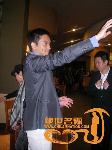 [24/04/2009] Attended opening ceremony of the new company :Shanghai 220