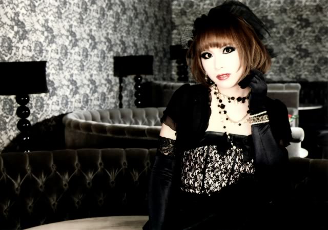 รูปของหนู Mizaki (Hizaki วง Versailles) - Page 4 042