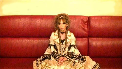 รูปของหนู Mizaki (Hizaki วง Versailles) - Page 3 395460_339260129433442_100000483739599_1326315_32476574_n