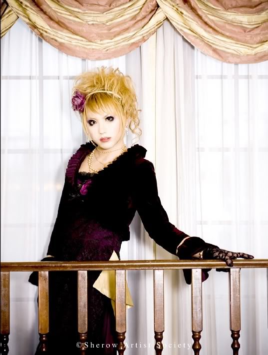 รูปของหนู Mizaki (Hizaki วง Versailles) 406