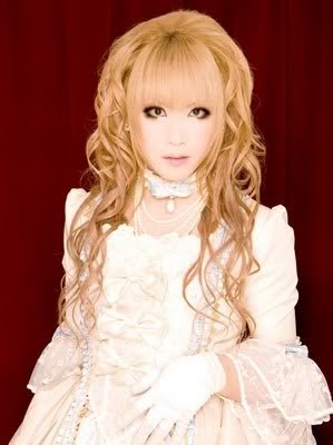 รูปของหนู Mizaki (Hizaki วง Versailles) - Page 4 Hizaki_76