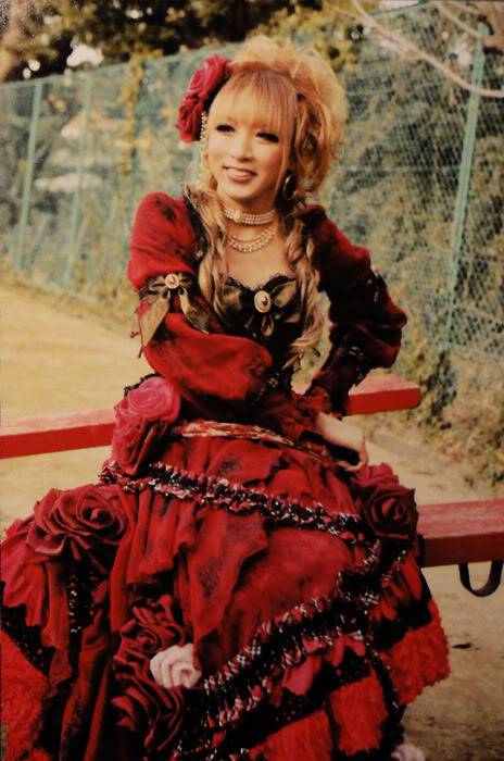 รูปของหนู Mizaki (Hizaki วง Versailles) - Page 2 Tumblr_lz1klfmGj01qkn41po2_500