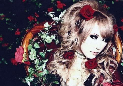 รูปของหนู Mizaki (Hizaki วง Versailles) - Page 3 Tumblr_lznqpy8XYi1r43t5ko1_500