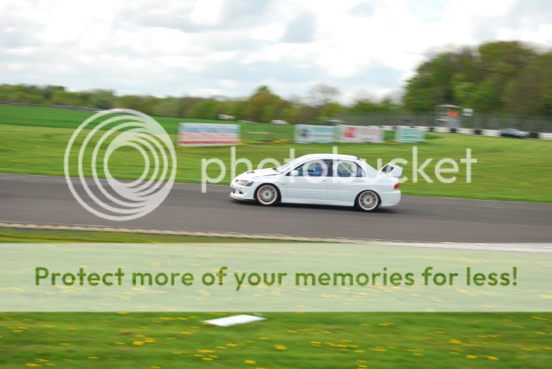 Castle Combe Spring Action day 2009 CastleCombeApril2009160