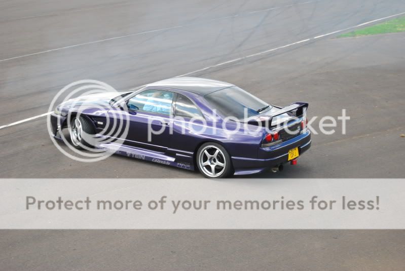 Castle Combe Spring Action day 2009 CastleCombeApril2009221