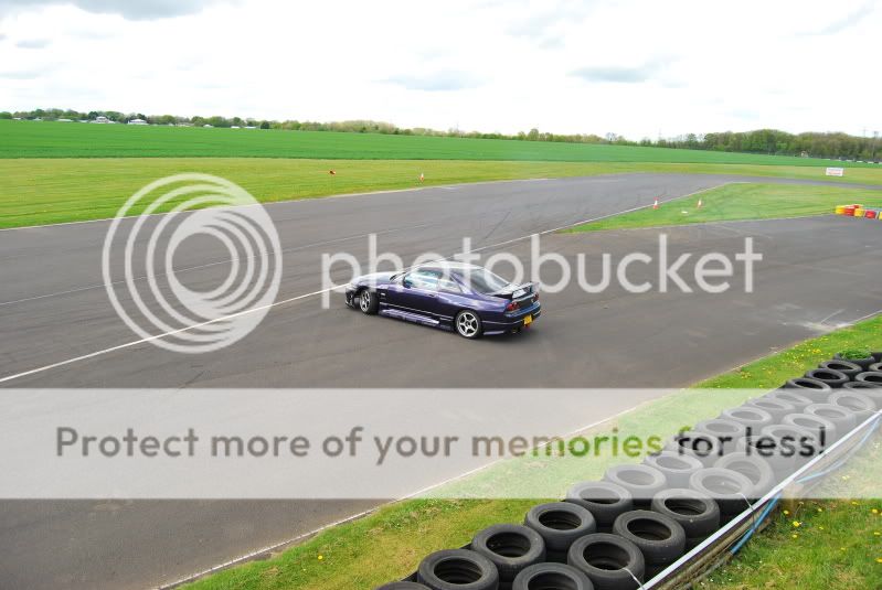 Castle Combe Spring Action day 2009 CastleCombeApril2009222