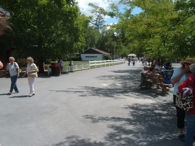 Knoebels Flying Turns & Black Diamond Discussion DSCF0076