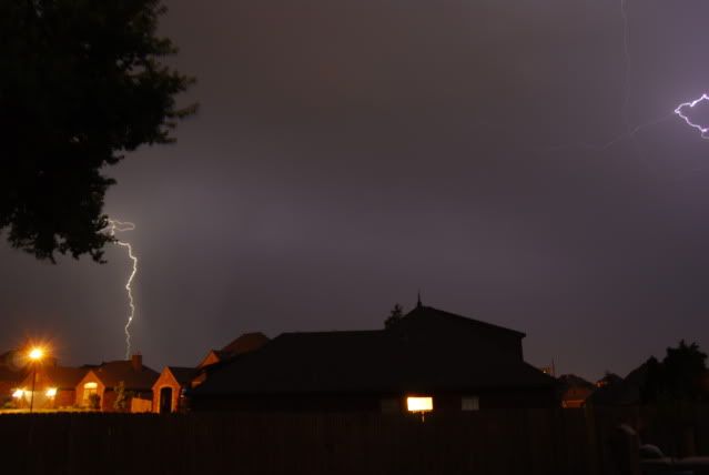 Some pics of lightning i took tonight DSC_0067-3