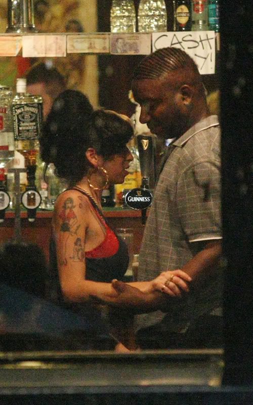 FOTOS DE AMY : AGOSTO 2009 Amy-winehouse-899-7