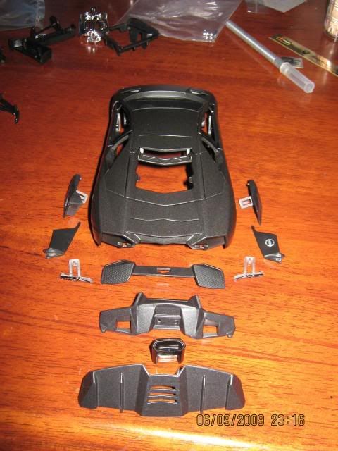 Lamborghini Reventon 1/24 (skill 1 kit) 040