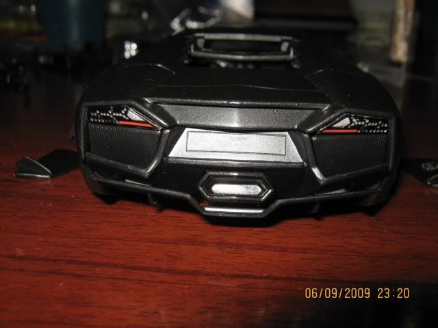 Lamborghini Reventon 1/24 (skill 1 kit) 041