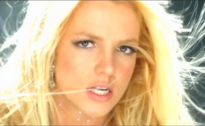 開拍第二天：If U Seek AmyMV拍攝 布蘭妮長髮持續發「騷」！ Britneyspearstoxickaraoke70xf
