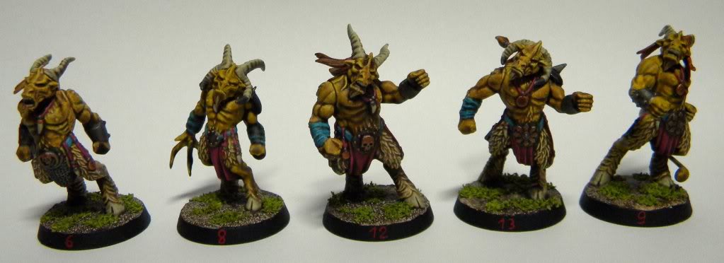 [Blood Bowl] Equipe des Chaos Proctos Hommes-Btes1