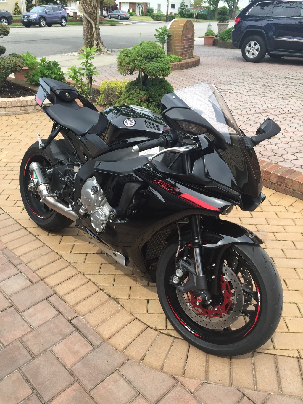 Yamaha R1 et R1M  Crossplane 2015 ( sujet numero2 ) - Page 2 1231E0DB-01CD-48AD-B4E8-C903CBFCEBA9_zpstksylldz