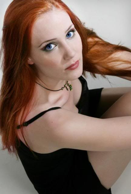 Erizabet Bathory Simone_Simons_33