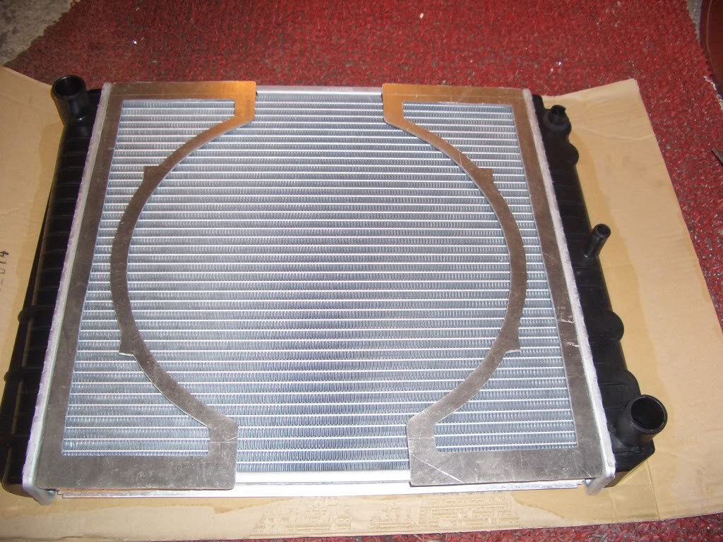 Ford Escort MK1 16v - Page 19 Divradiatorfester013