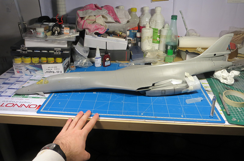 Battle B1-B Lancer 1/48 - Terminé!! - Page 7 IMG_6982_zps33702891