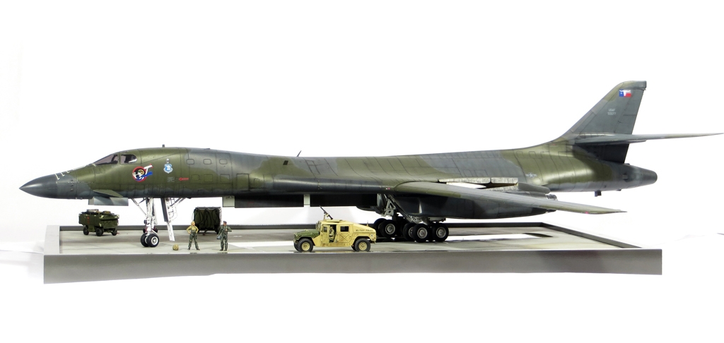 1/48 B-1B "Bone" IMG_7167_zpsldszrwn7