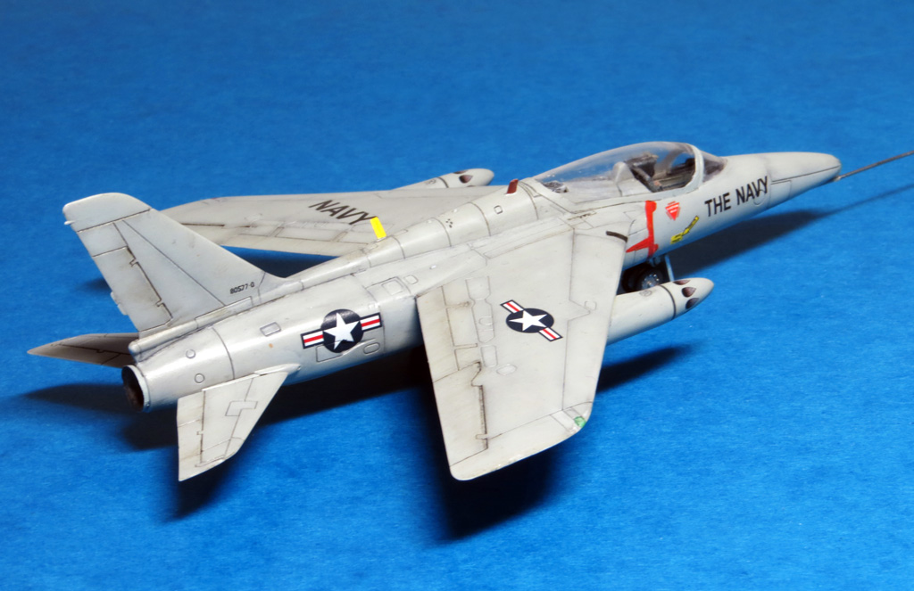 Hot Shots!!  -  Oscar EW5894  (Gnat Airfix 1/72) IMG_1553