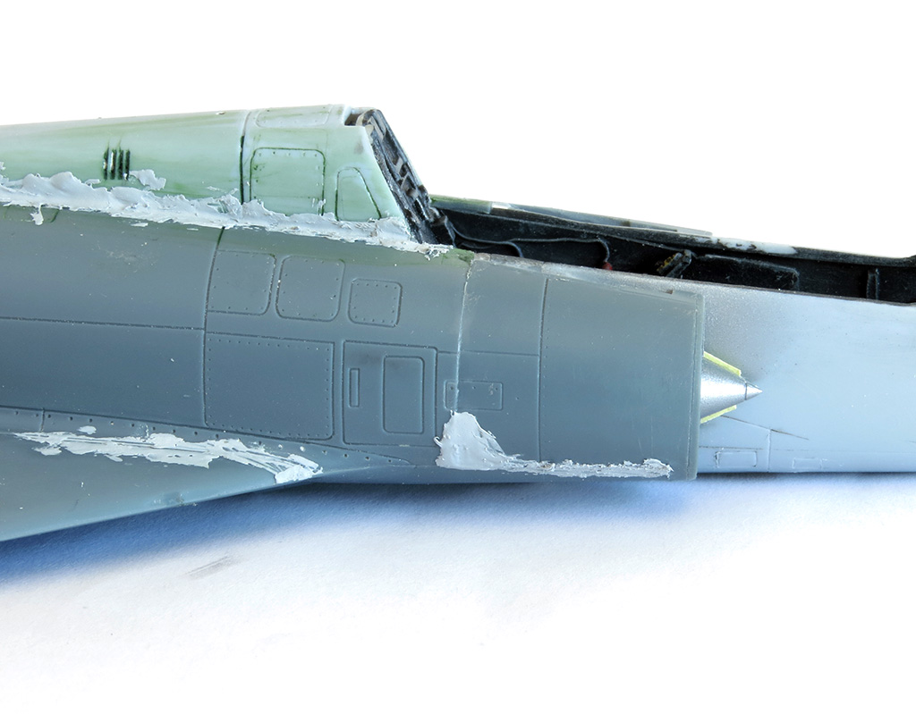 Montage: 1/48 Mirage IIIB n°234 - CEV/CIFAS 328 IMG_5868_zpsb895c674