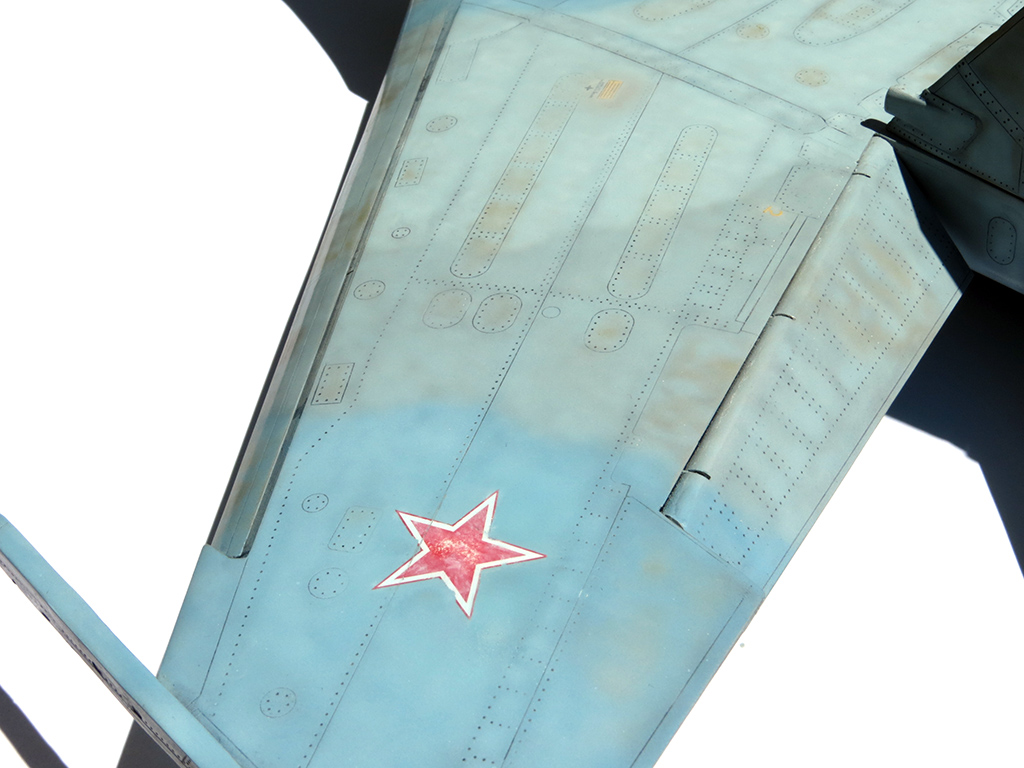 1/32 Sukhoi Su-27 Flanker B - Terminé! - Page 7 IMG_3604_zpsc67bcb82