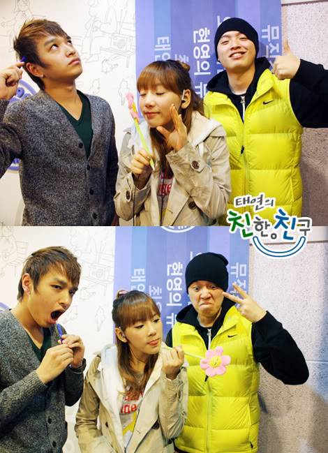 [PICS] Tổng hợp hình ảnh cute nhất của taeyeon khi còn ở radio Chin Chin 091209-5