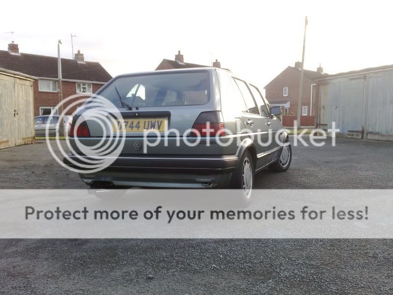 Adi's GTI powered '86 golf GL 180120111515