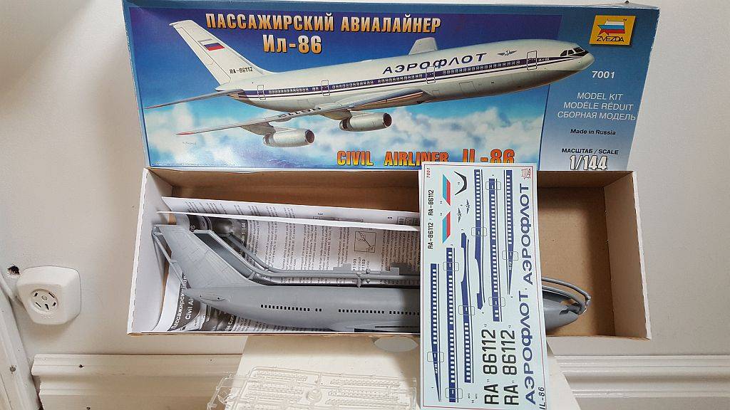 Diverse plane, bil Kit parts till salu Russian_passenger_plane_zps5jatfrg3