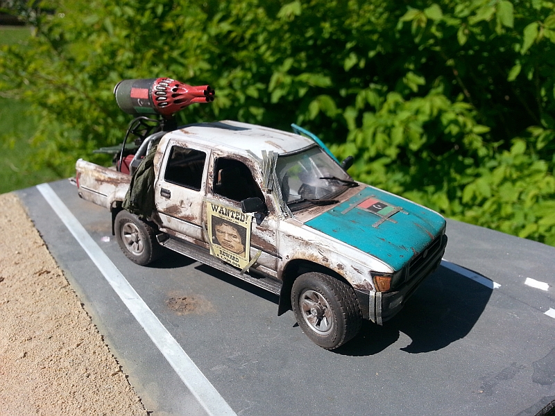 Hilux 'Technical Pickup' Pickup diorama Meng_pickup3_zps33ab0be2