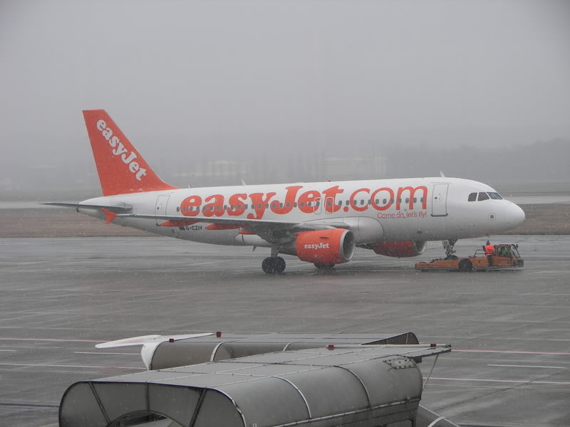 Spre nord cu EasyJet: Bucureşti - Milano - Stockholm - Umea (150 poze) Mxp-arn069