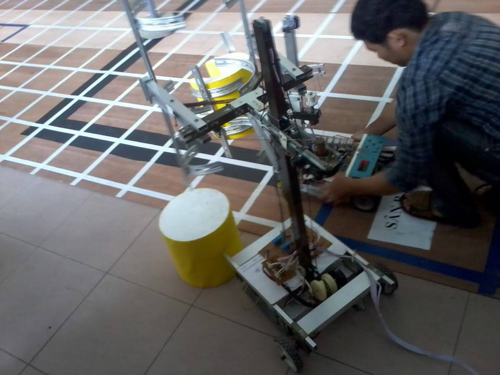 Cuộc Thi ROBOCON – Phương Đông Đường Đến Công Nghệ Photo0476